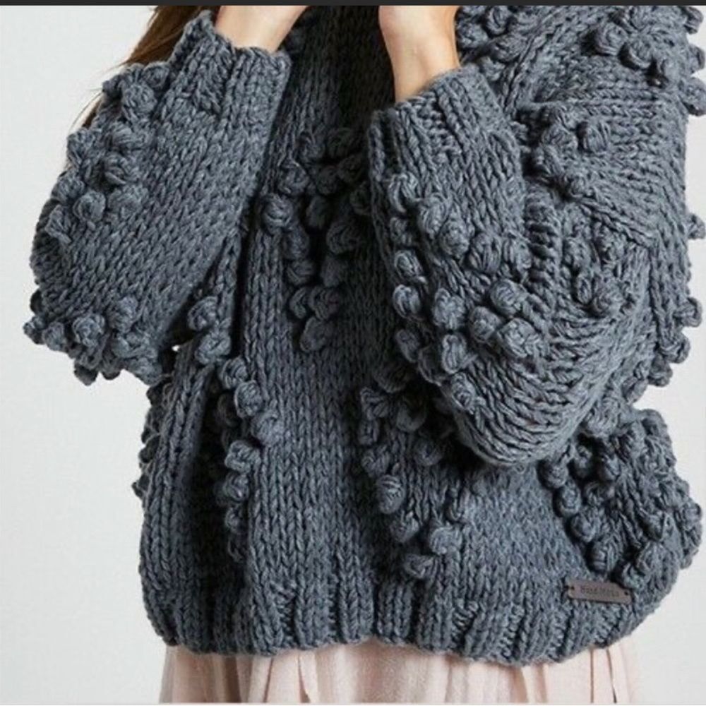 CHUNKY HAND KNITTED CHARCOAL POM SWEATER SIZE M/L NWT